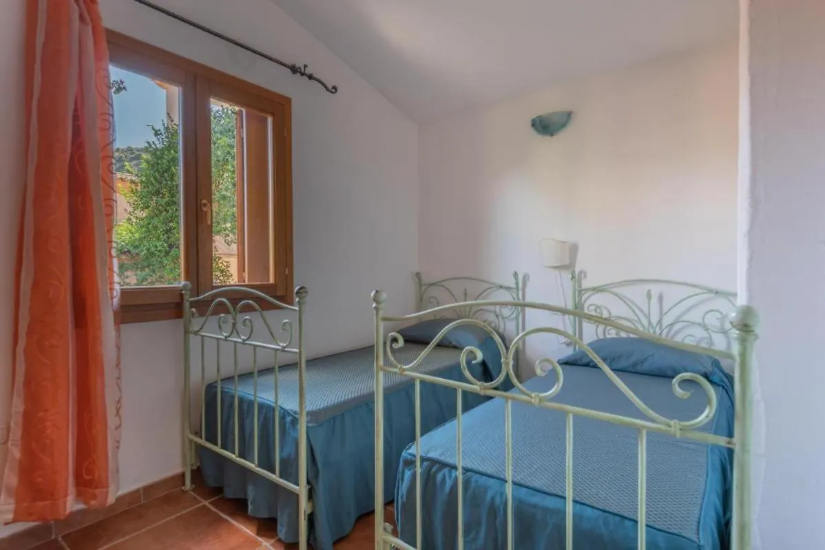 Stunning Residence Bouganvillage N1325 Tanaunella